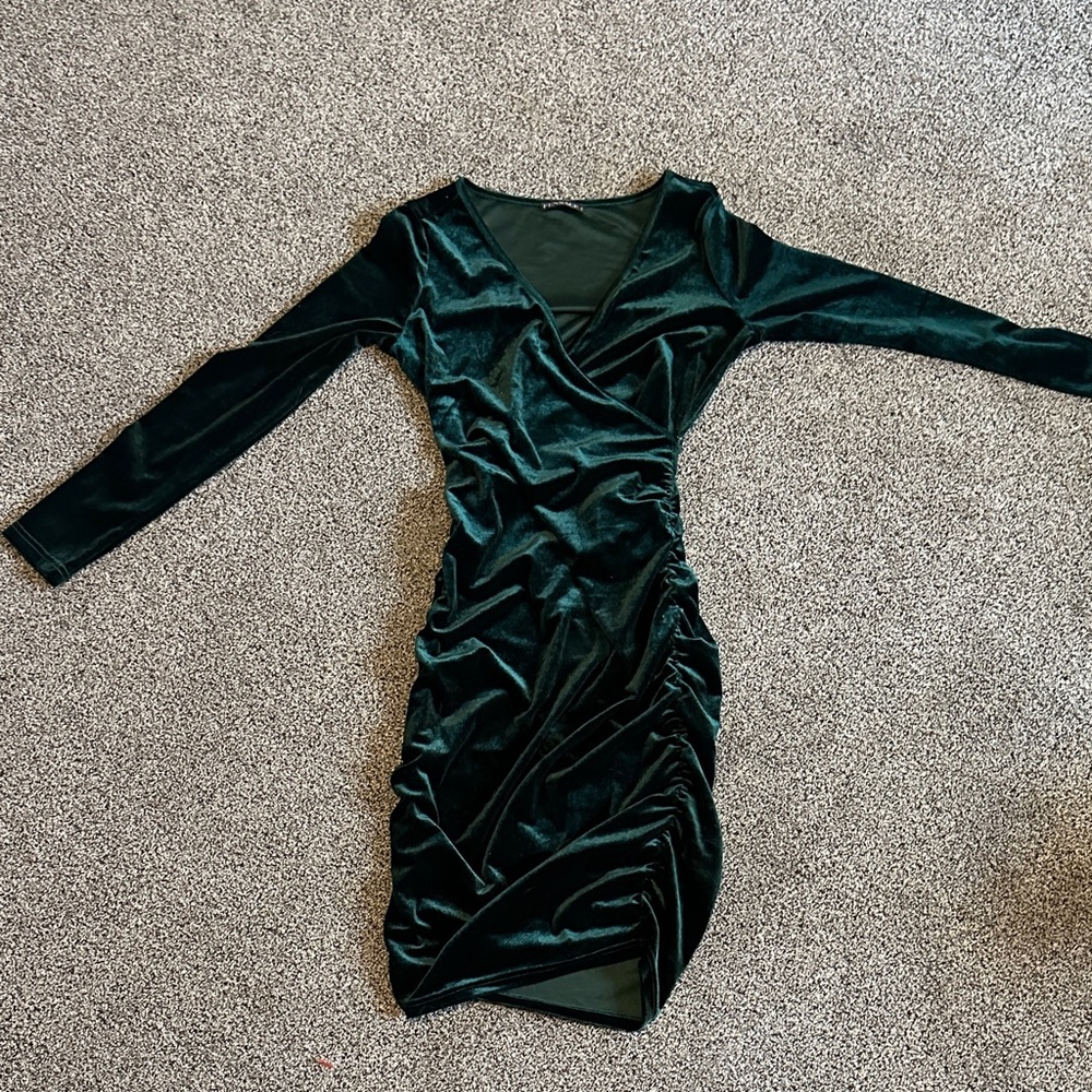 Elegant Green Velvet Dress
